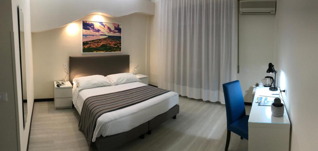 טרצ'ינה Hotel River Palace מראה חיצוני תמונה