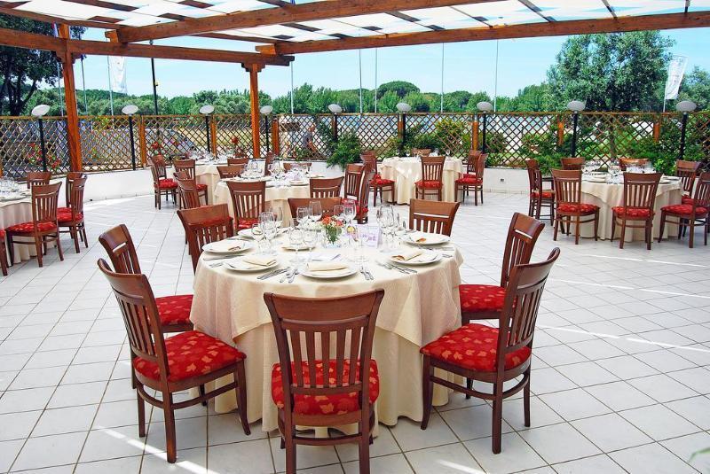 טרצ'ינה Hotel River Palace מראה חיצוני תמונה