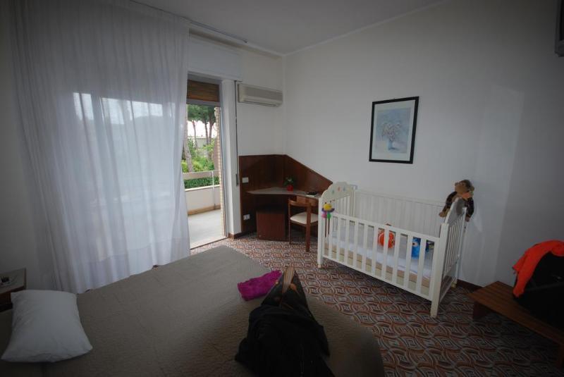טרצ'ינה Hotel River Palace מראה חיצוני תמונה