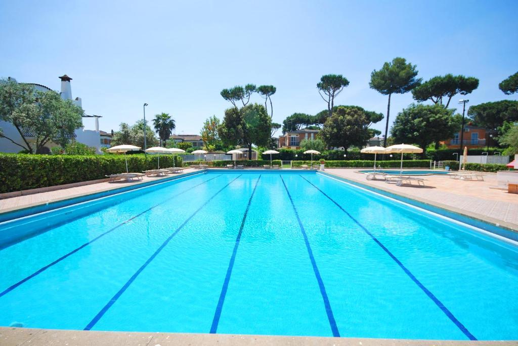 טרצ'ינה Hotel River Palace מראה חיצוני תמונה